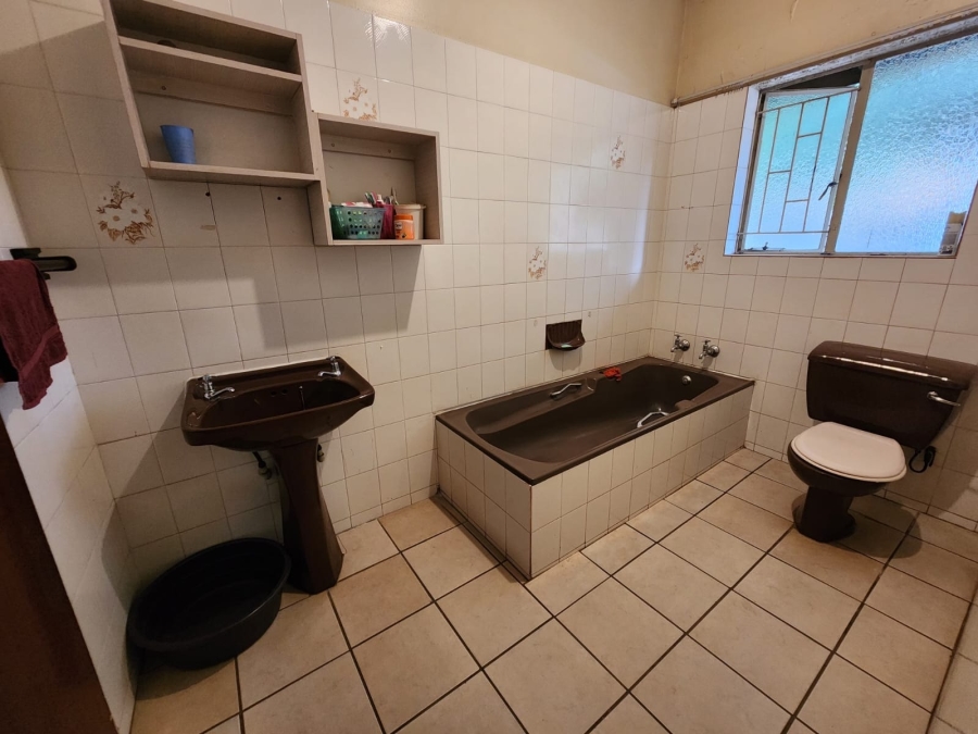 3 Bedroom Property for Sale in Rustenburg Central North West